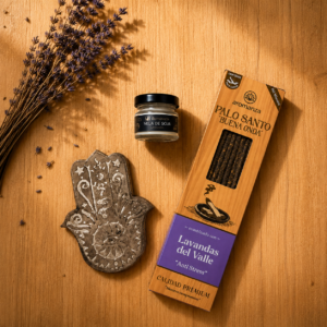 COMBO PALO SANTO + PORTA SAHUMERIO + VELA LAVANDA